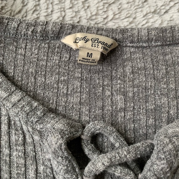 LUCKY BRAND | Lace Up Heathered Ribbed 3/4 Sleeve - Picture 3 of 3